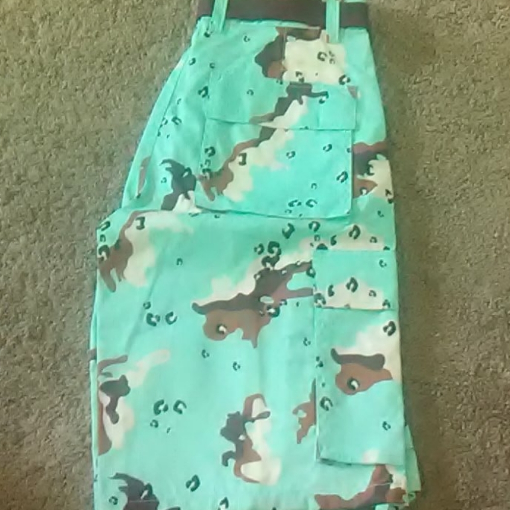 🆕Cargo Shorts w/tags